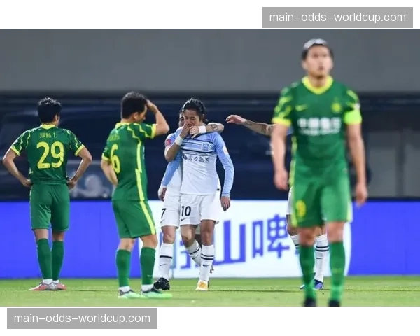 老将罗伊斯替补登场改变战局，赛后透露赛季末离队决定